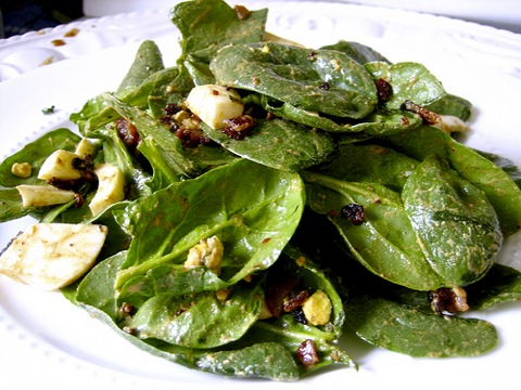 Egg & bacon spinach salad