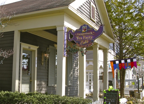 Front of the Saugatuck Tea Party Cafe in Saugatuck, Michigan