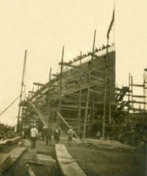 photo of the Lake steamer Chicora under construction