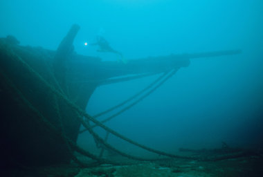 Photo of the bow of the sunken schooner Thomas Hume